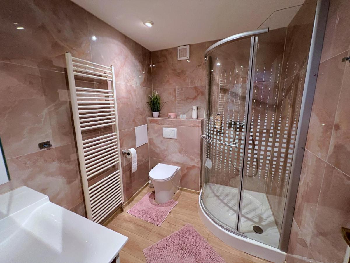 Apartman Stara Sasova Banská Bystrica Buitenkant foto