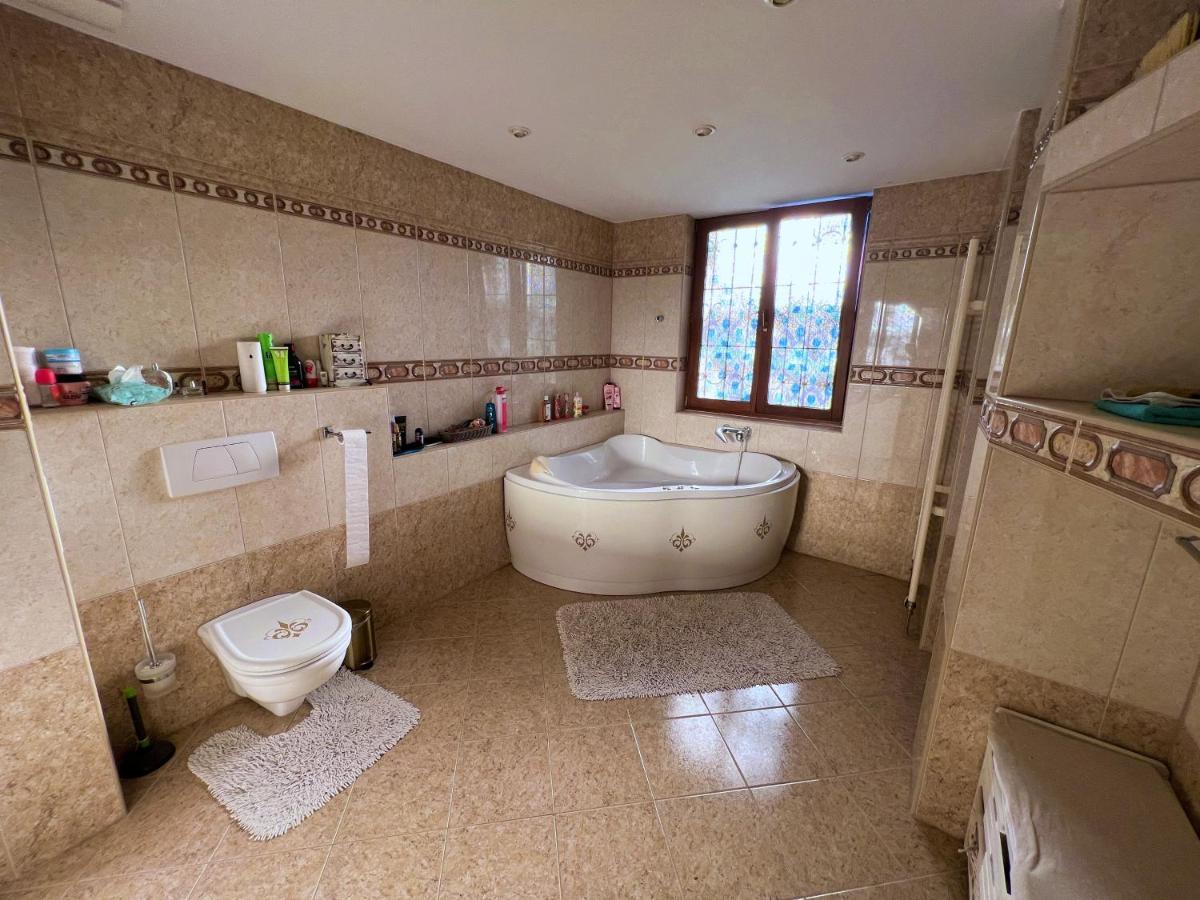 Apartman Stara Sasova Banská Bystrica Buitenkant foto
